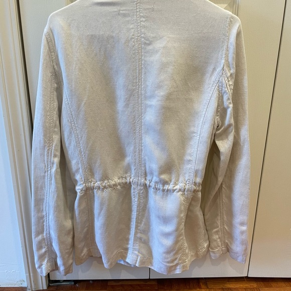 light taupe/cream colored summer linen jacket. Sleeves adjustable with snaps. - Picture 5 of 6